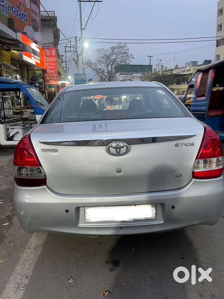 Toyota Etios 2011 Petrol Well Maintained