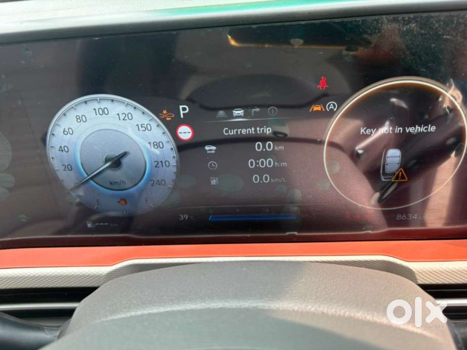 Hyundai Creta 1.5 Sx (o) Ivt Petrol, 2025, Petrol