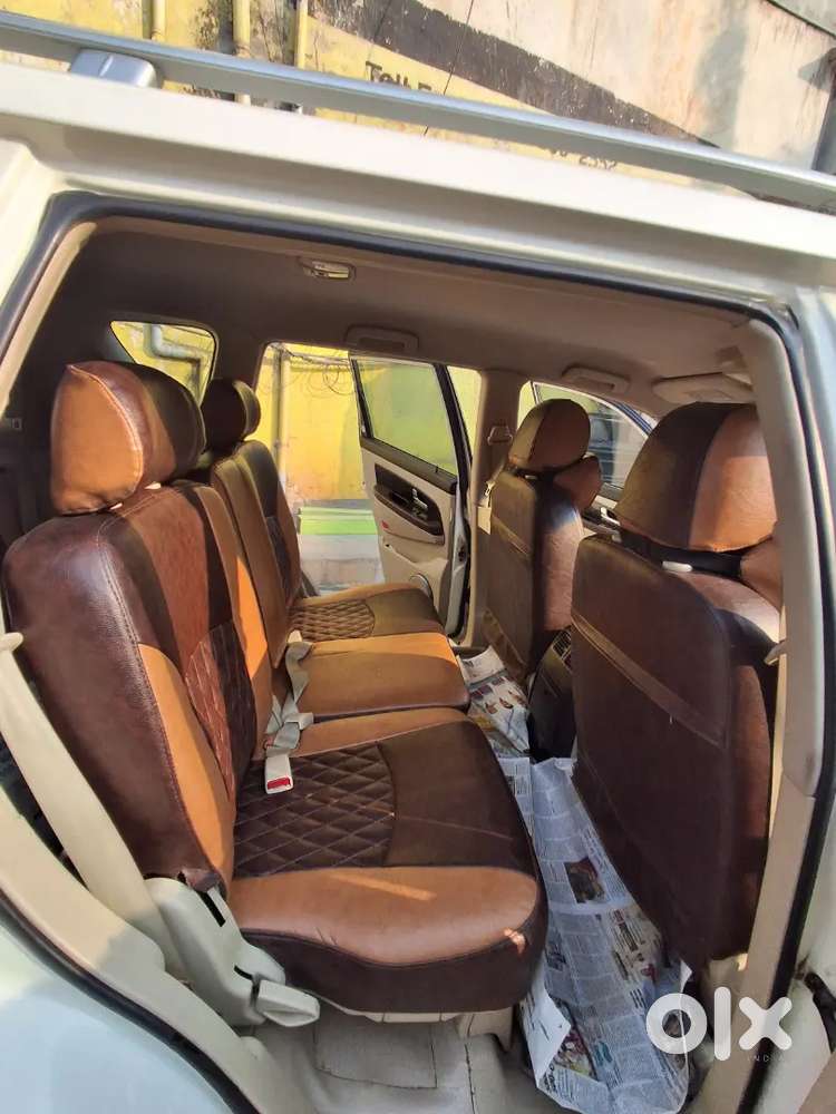 Mahindra Rexton 2013