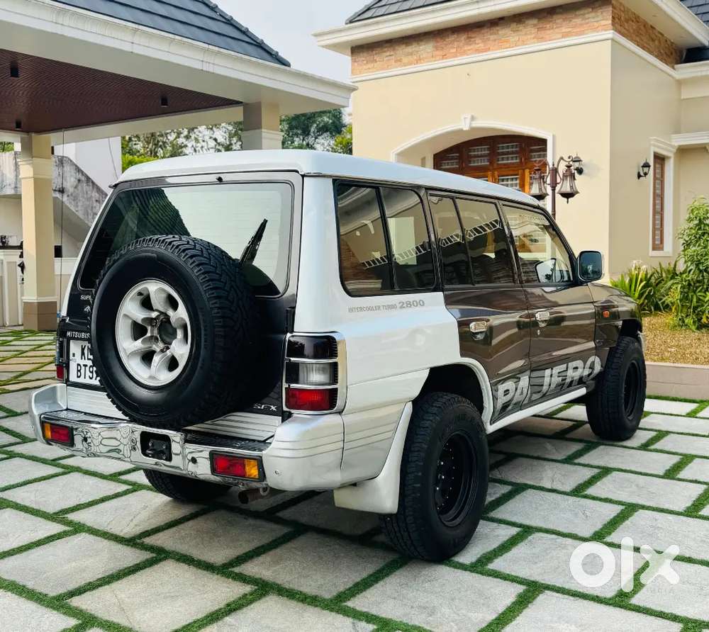 Mitsubishi Pajero 2012