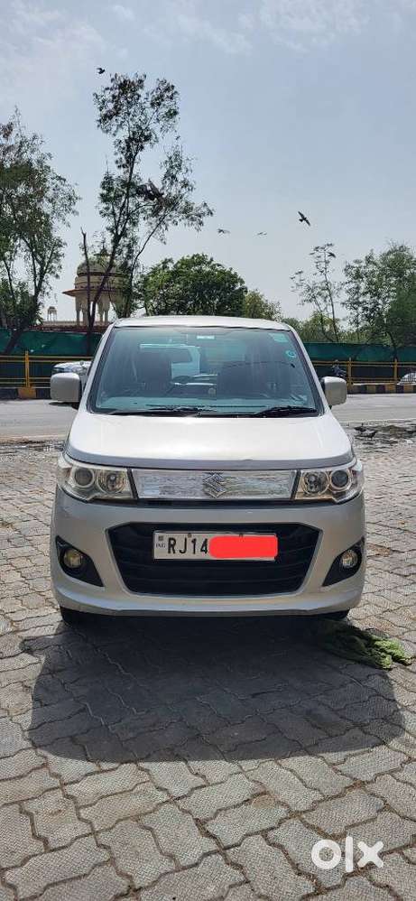 Maruti Suzuki Wagon R Stingray 1.0 Vxi Plus Amt, 2017, Petrol
