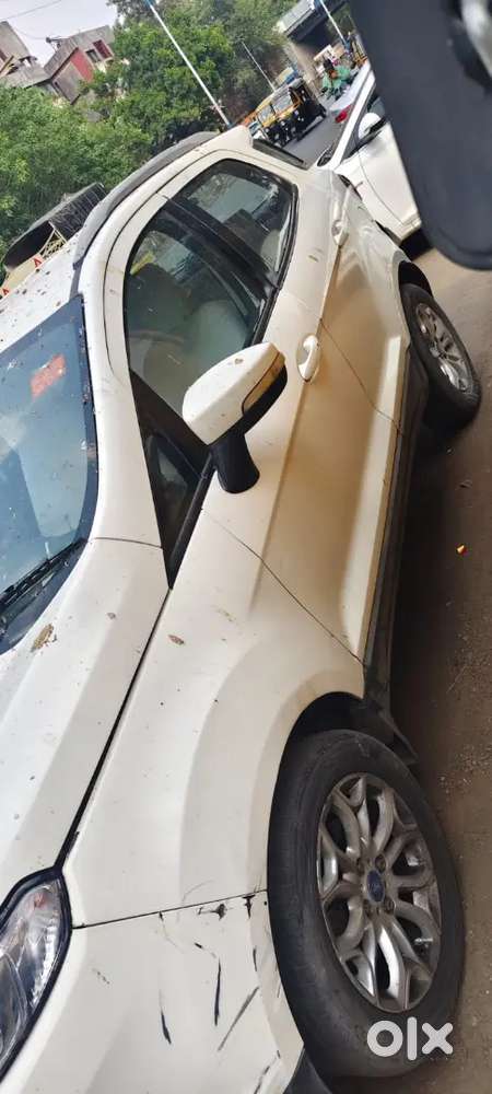Ford Escort 2016 Diesel 200000 Km Driven