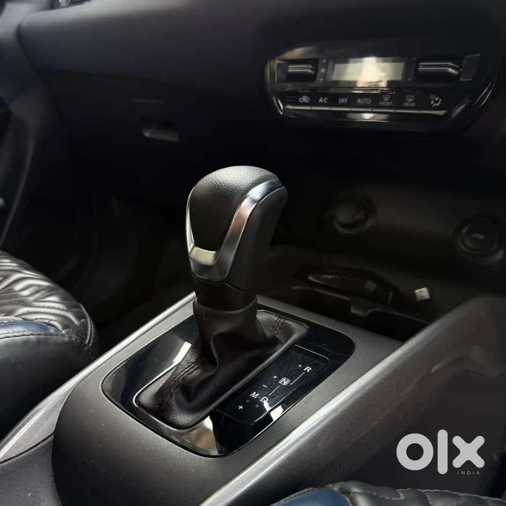 2023 - Automatic Baleno - 2nd Top Model - Black
