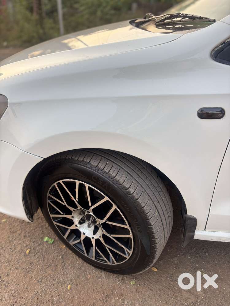 Volkswagen Vento 1.6 Highline Plus 16 Alloy, 2013, Diesel