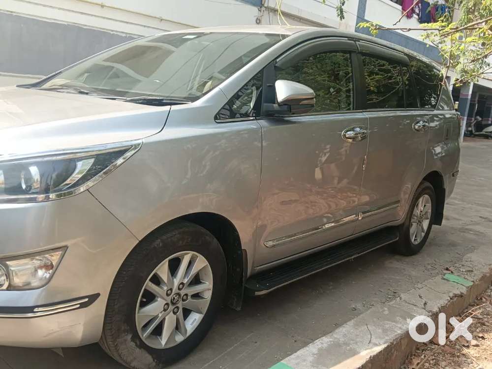Toyota Innova Crysta 2018 Diesel 208000 Km