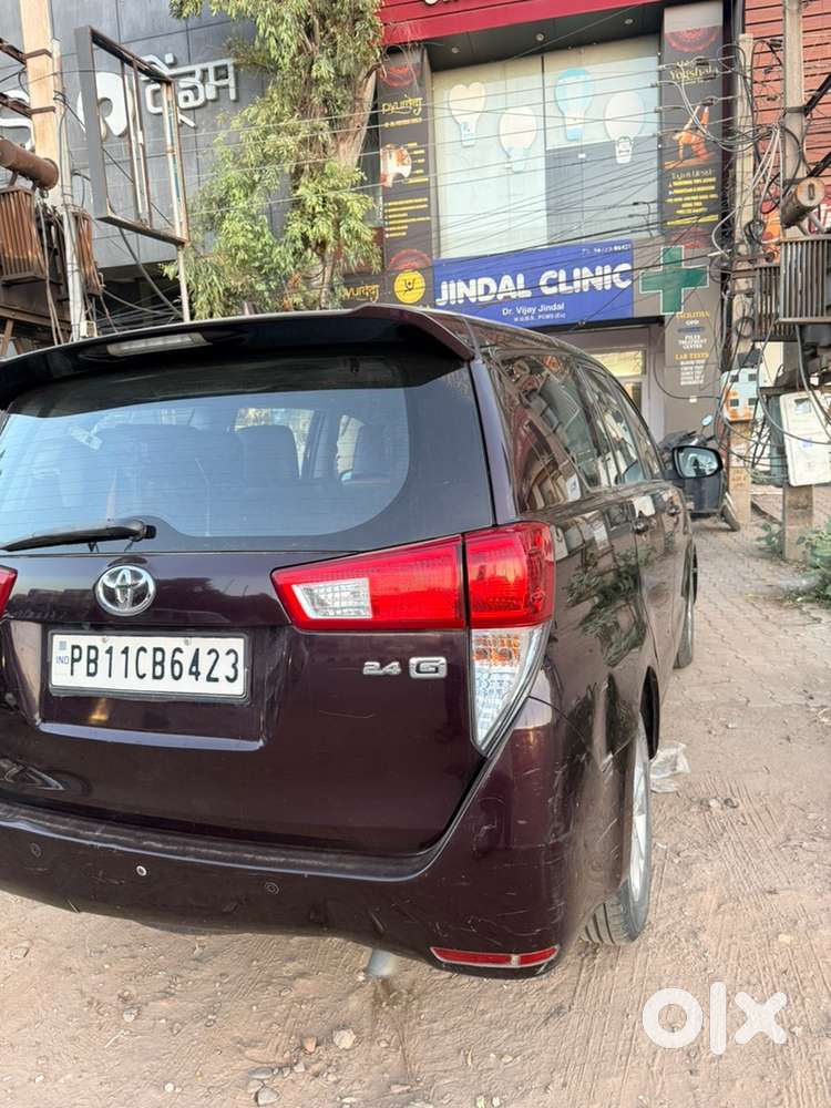 Toyota Innova Crysta 2017