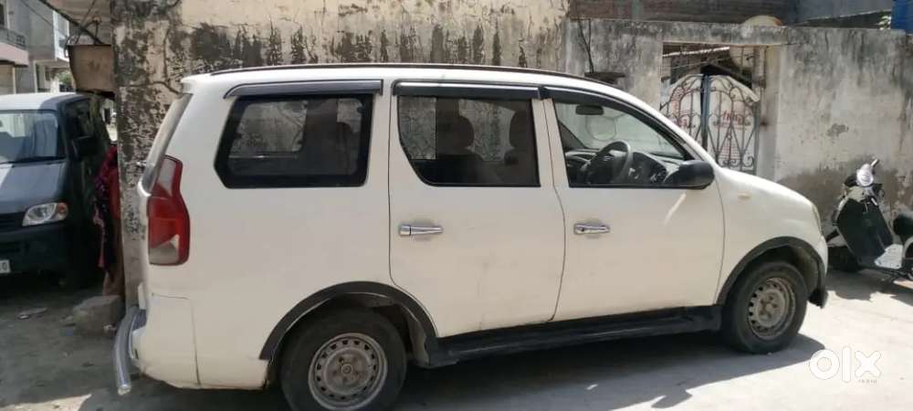 Mahindra Xylo D4 2014