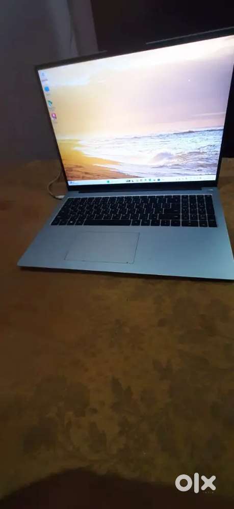 Goog condition loptop HUAWEI model 2025 sperker freee