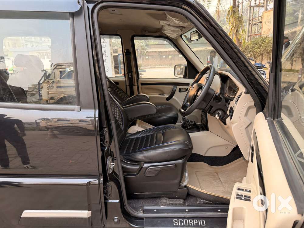 Mahindra Scorpio Classic 2.2 S 11 Mt 7 Cc, 2023, Diesel