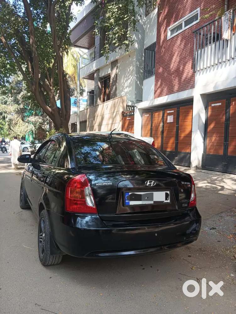 Hyundai Verna CRDi 2007 Manual