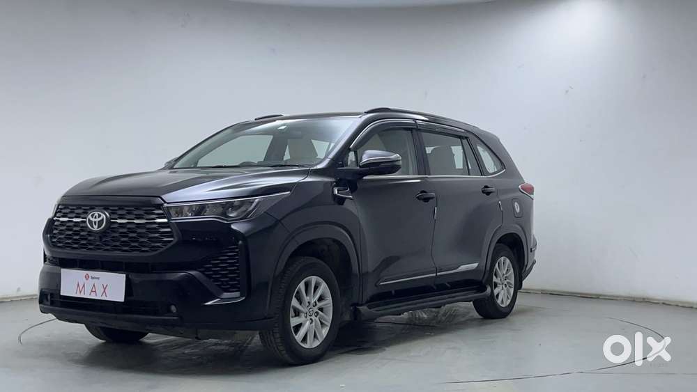 Toyota Innova Hycross 2.0 Gx 8 Str, 2025, Petrol
