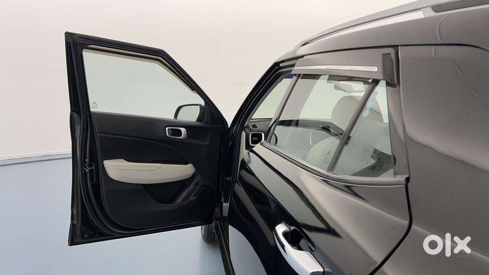 Hyundai Venue 1.0 Sx (o) Turbo Dct, 2023, Petrol