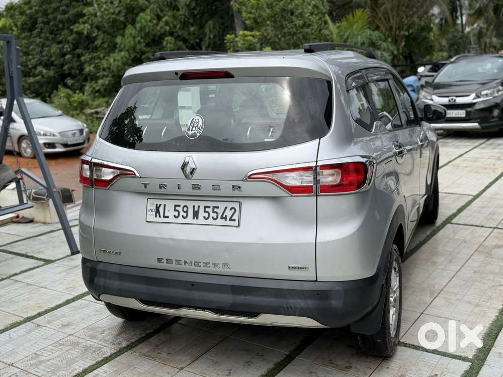 Renault Triber Rxl, 2021, Petrol