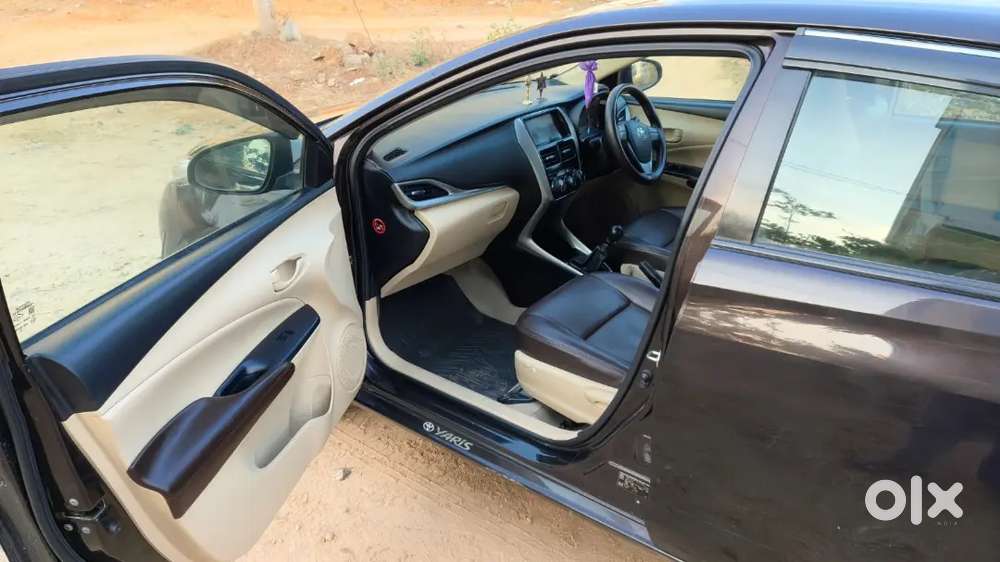 Toyota Yaris 1.5 J 2021 Manual