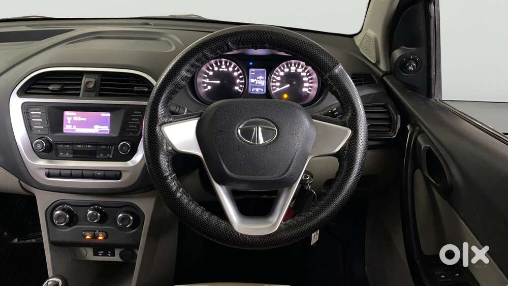 Tata Tiago 1.2 Revotron Xt, 2017, Petrol