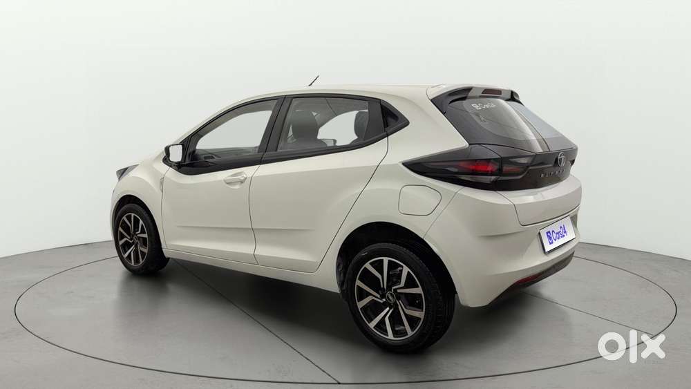 Tata Altroz 1.2 Xe, 2021, Petrol