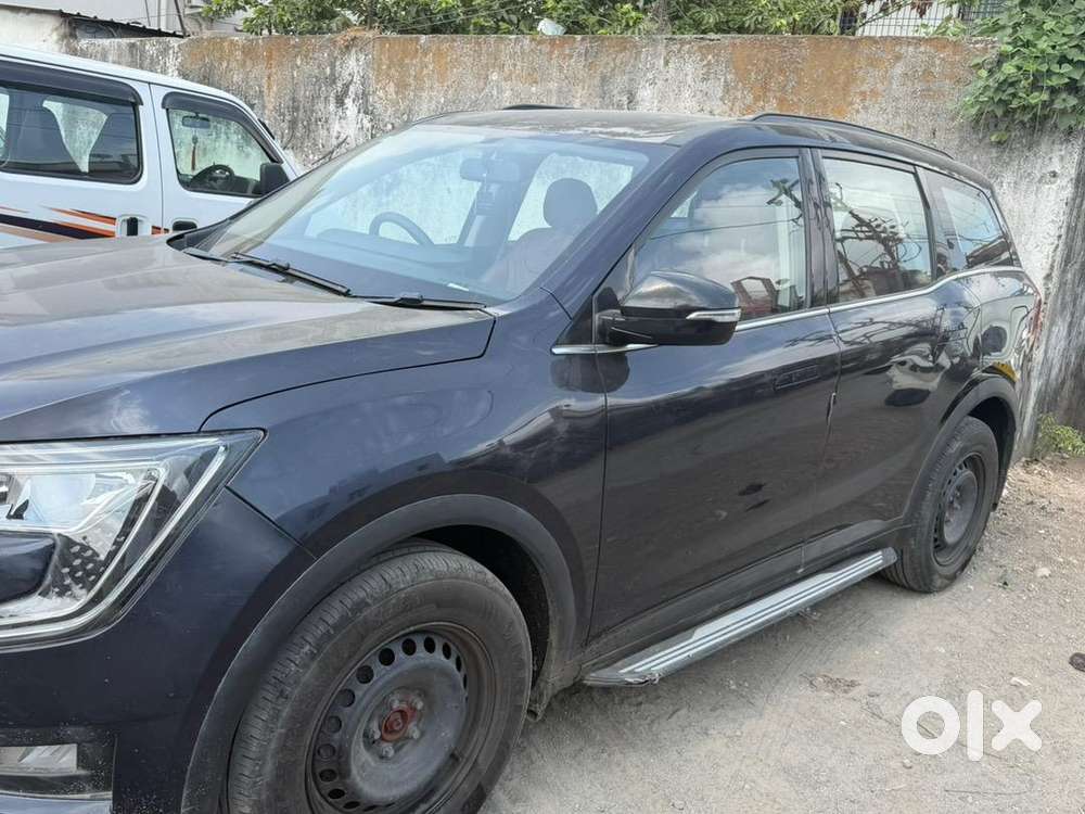 Mahindra Petrol Car 2023