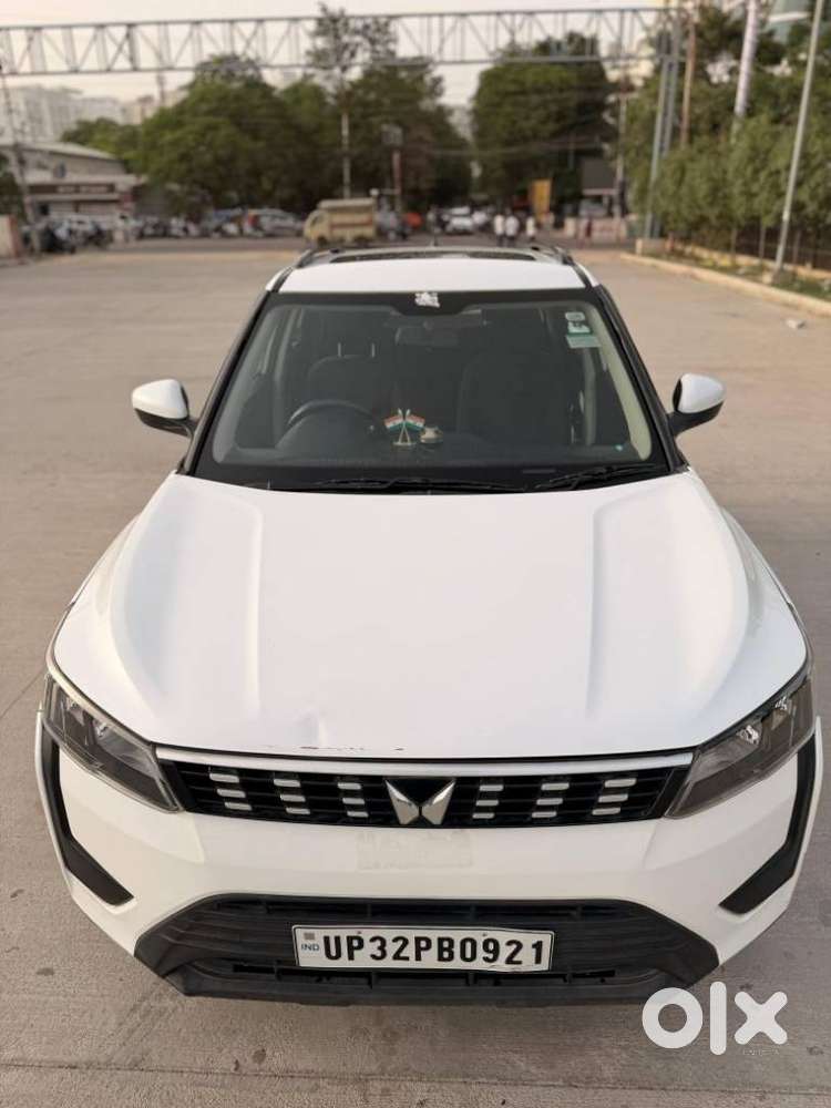 Mahindra Xuv300 W6 Diesel, 2023, Diesel