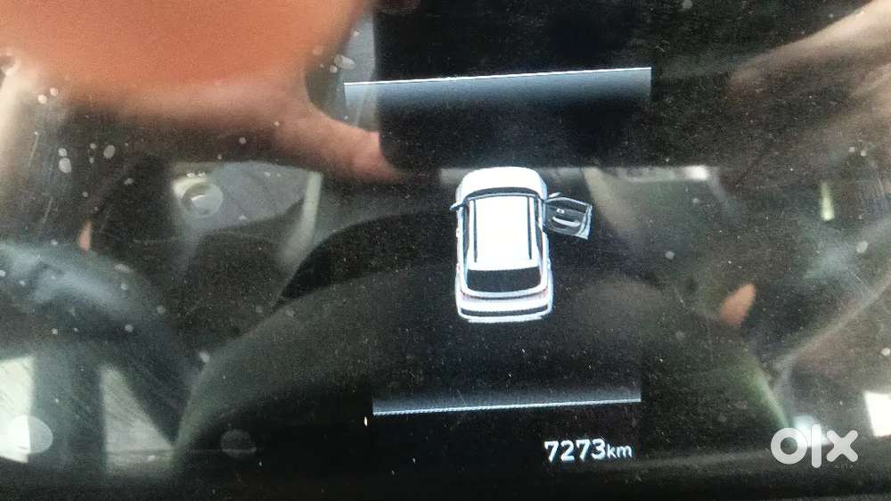 Hyundai Venue 2025 Petrol 7320 Km Driven