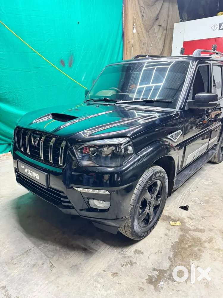 Mahindra Scorpio 2.2 Diesel Manual 2017