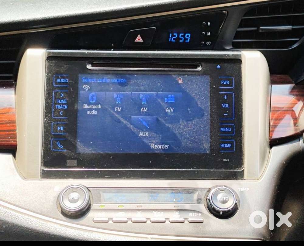 Toyota Innova Crysta 2.4 V, 2017, Diesel