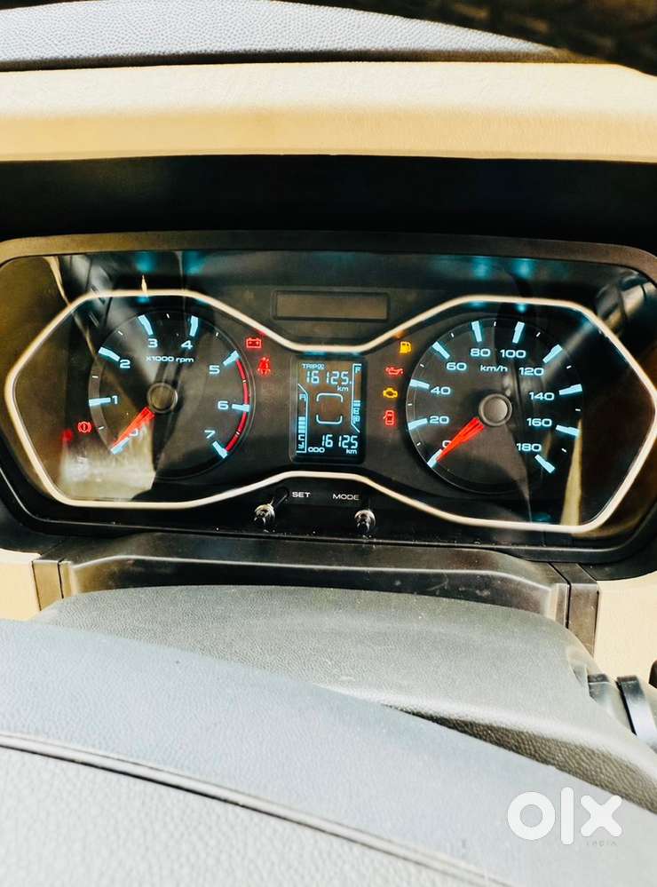 Mahindra Scorpio 2025 Diesel Manual