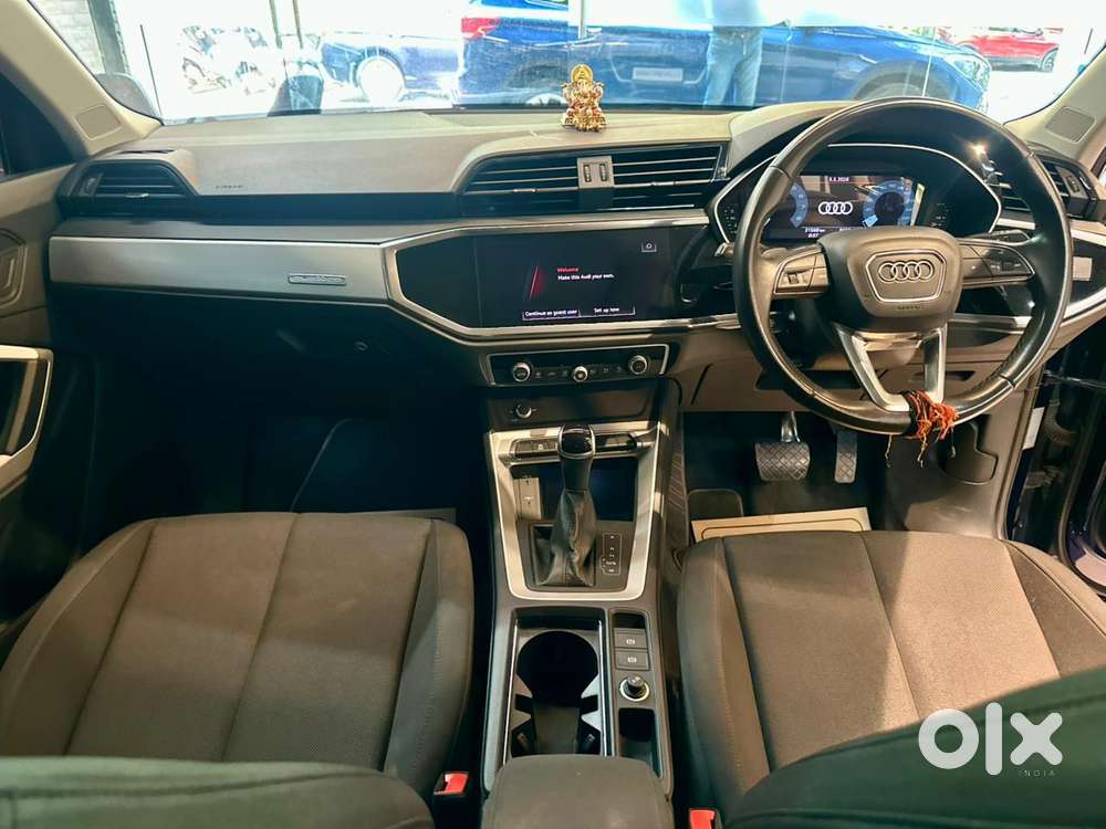 Audi Q3 40 Tfsi Premium Plus, 2023, Petrol