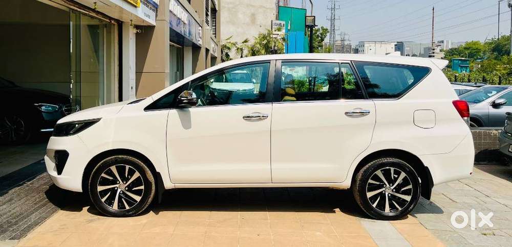 Toyota Innova Crysta 2.4 Z 7 Str, 2022, Diesel