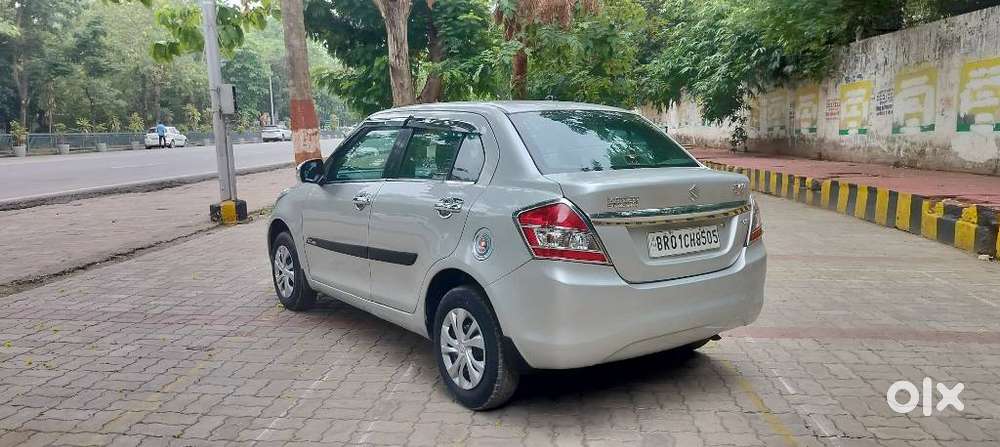 Maruti Suzuki Swift Dzire 1.2 Vxi Bsiv, 2015, Petrol