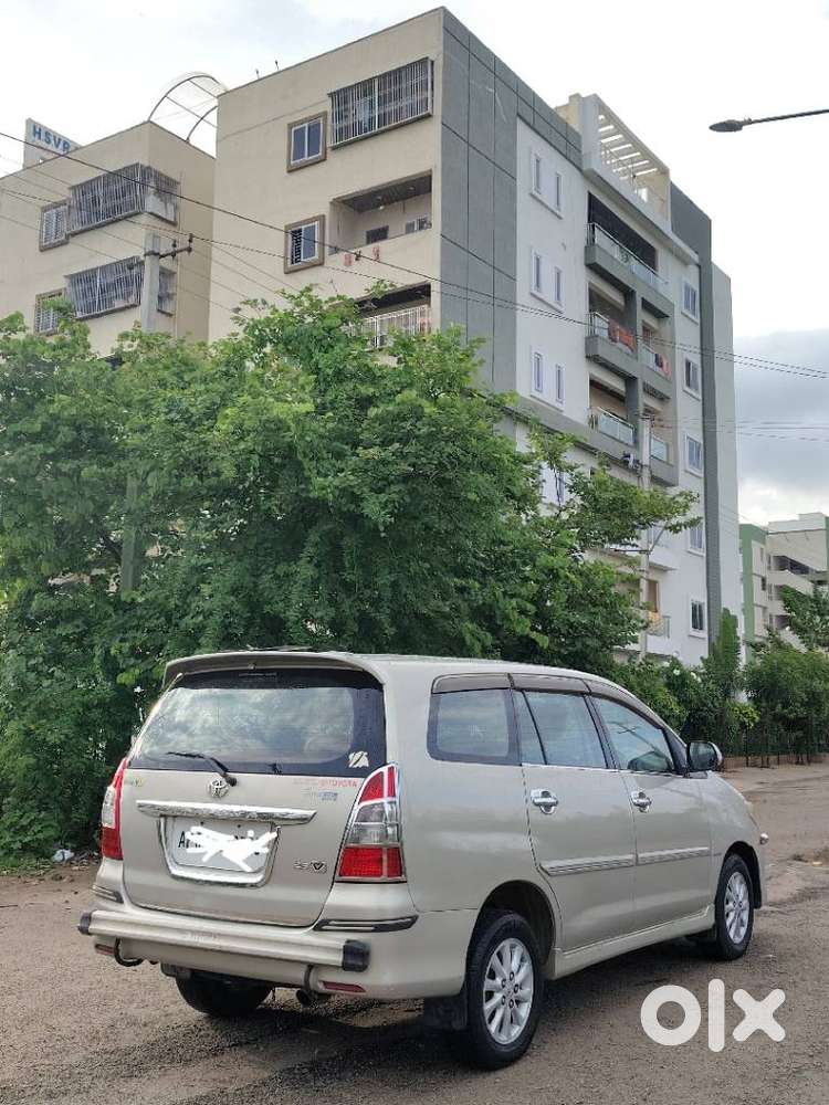 Toyota Innova 2.5 V 7 Str, 2012, Diesel