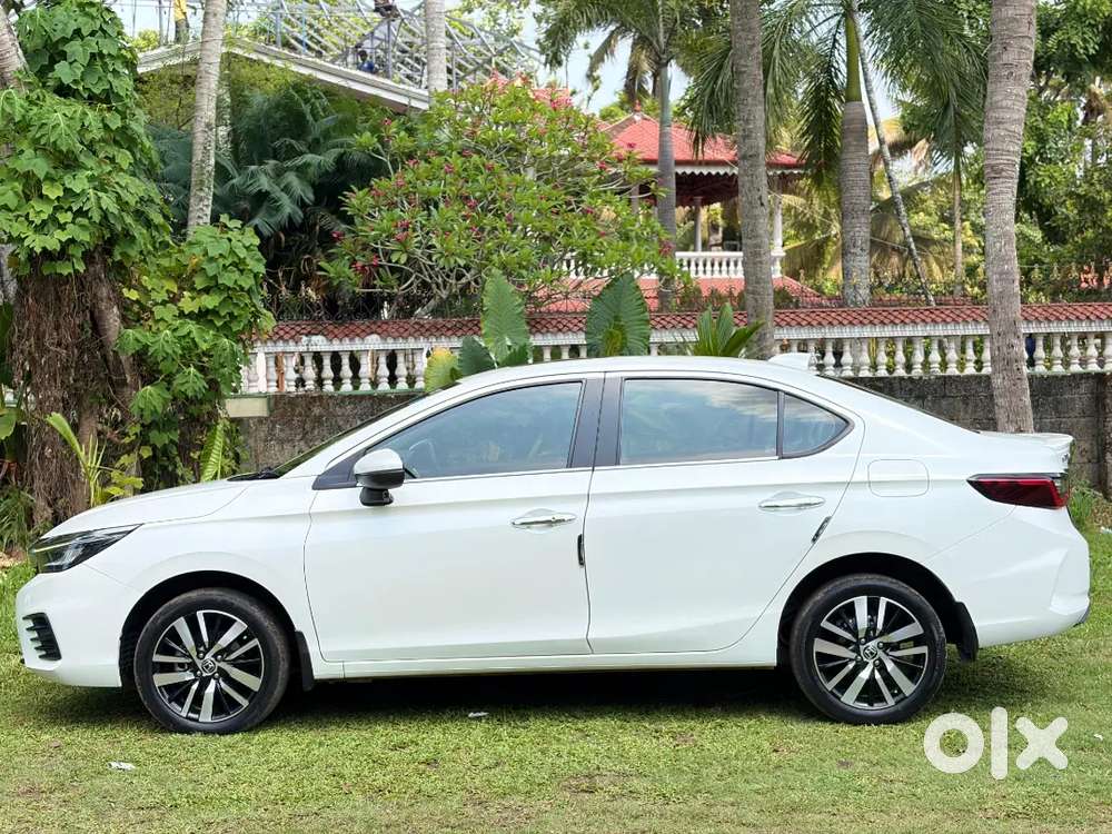 2022  Honda City Zx Hybrid
