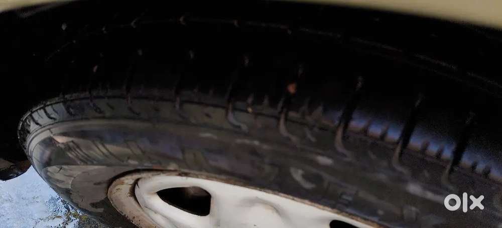 Chevrolet Beat Lt टॉप मॉडल डीजल 25 माइलेज  नए टायर और बैटरी फैमिल Car