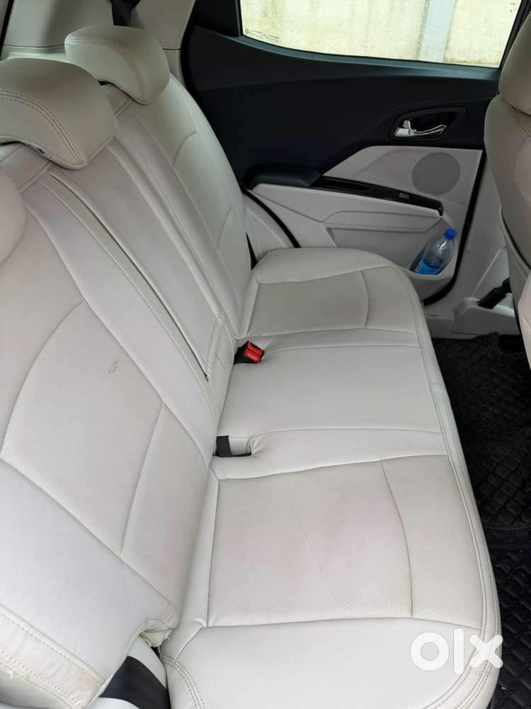 Mahindra Xuv300 Petrol 2021