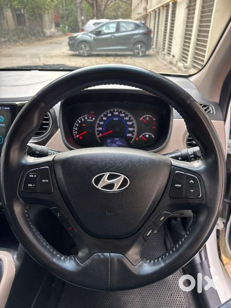 Hyundai Grand I10 2015 Cng On Paper
