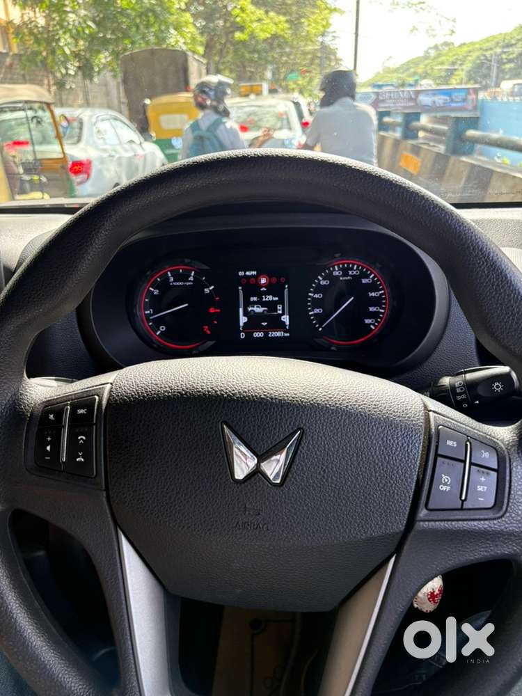Mahindra Thar Petrol 2023