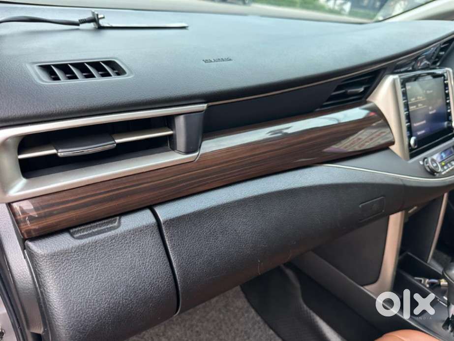 Toyota Innova Crysta Zx 2.4 Diesel 7 Seater, 2022, Diesel