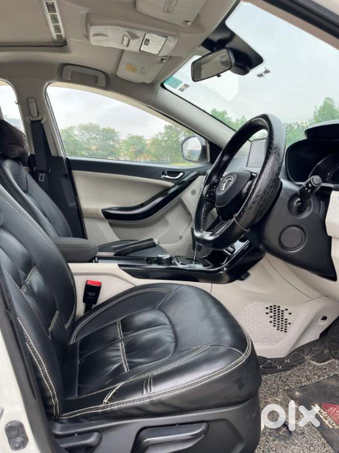 Tata Nexon 1.5 Revotorq Xza Plus S Amt, 2023, Petrol