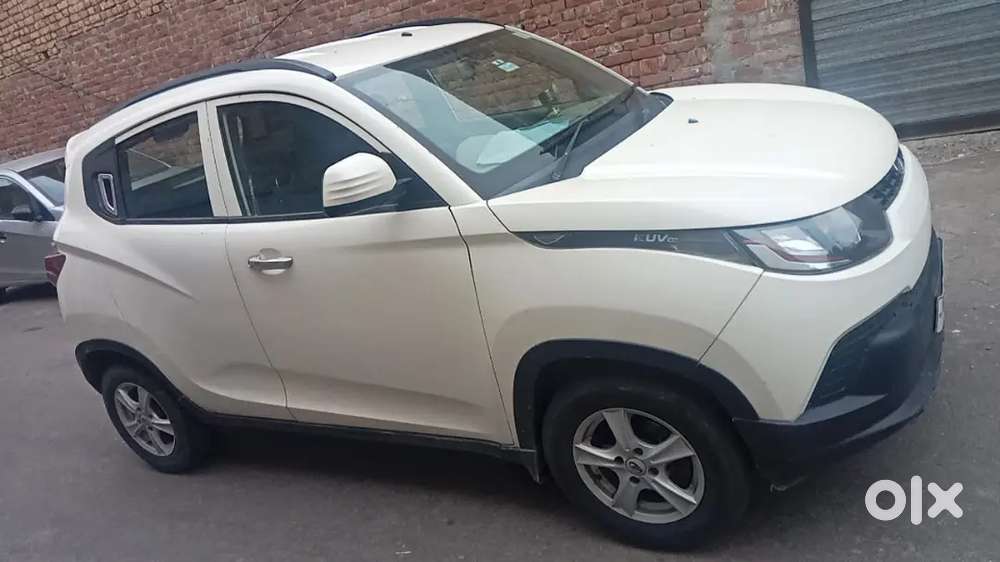 Mahindra Kuv 100 K4
