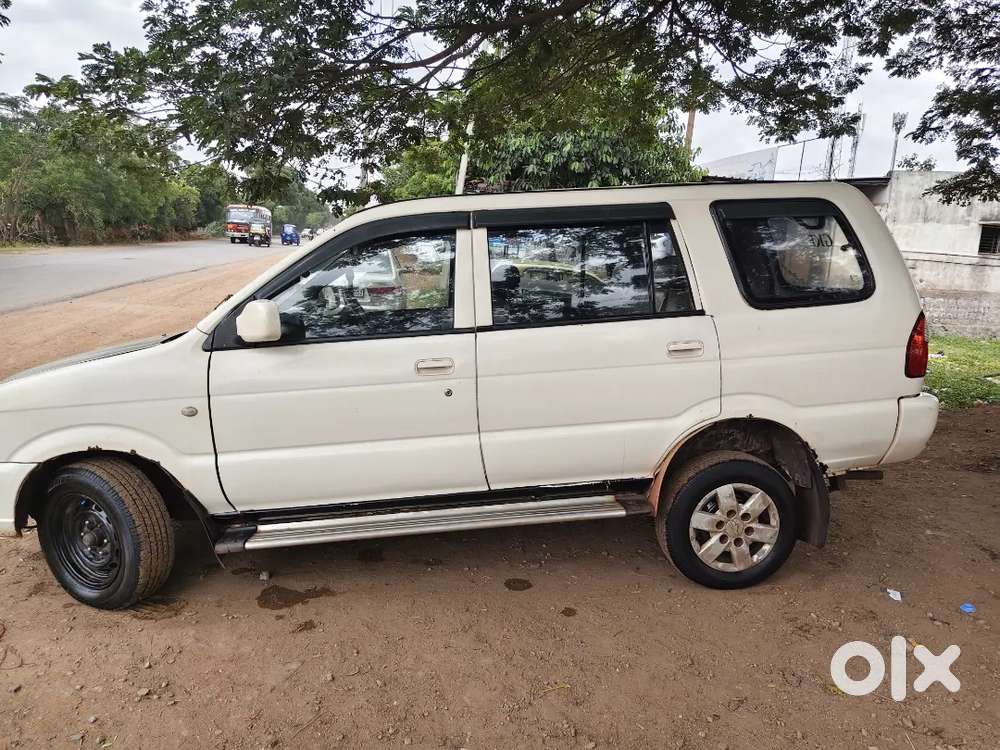 Chevrolet Tavera Lt 2014