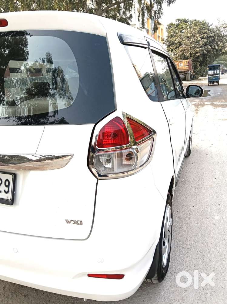 Maruti Suzuki Ertiga 1.5 Vxi, 2017, Cng & Hybrids