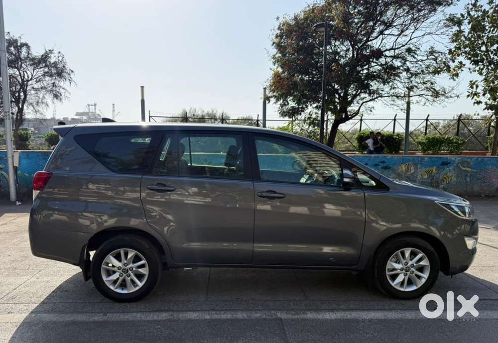 Toyota Innova Crysta Gx At 2016