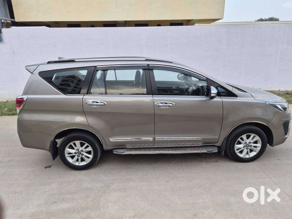 Toyota Innova Crysta 2.4 Z 7 Str, 2017, Diesel