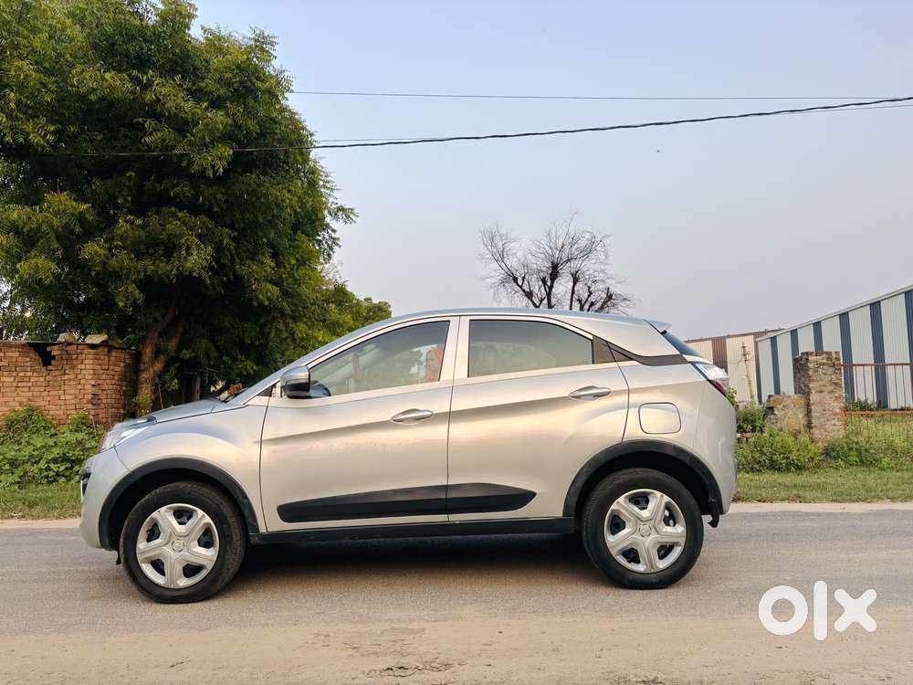Tata Nexon 1.5 Revotorq Xm (s), 2019, Petrol