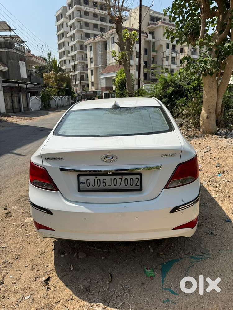 Hyundai Fluidic Verna 2016
