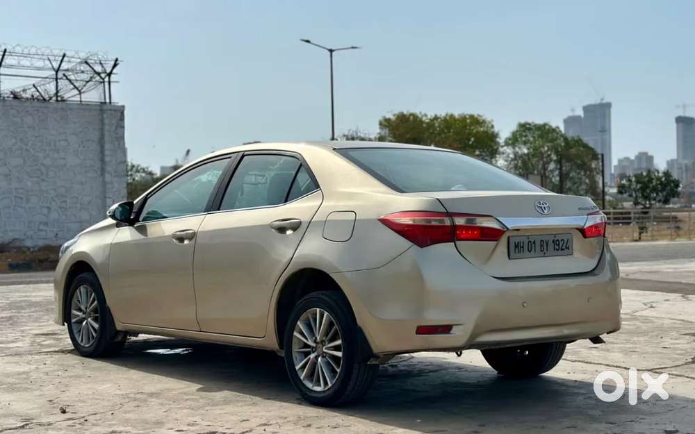 Toyota Corolla Altis 1.8g Limited, 2015, Petrol