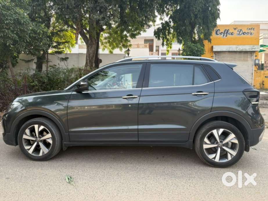Volkswagen Taigun 1.0 Tsi Topline At, 2023, Petrol