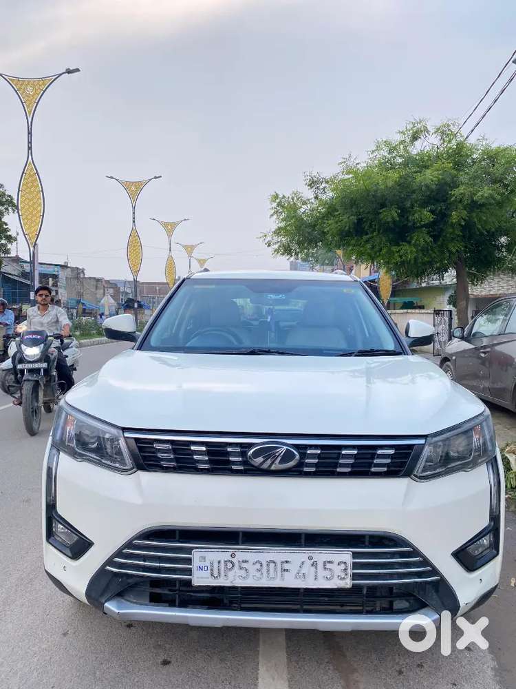 Mahindra Xuv300 Top Model Diesel 60k Company Serive Record Driven