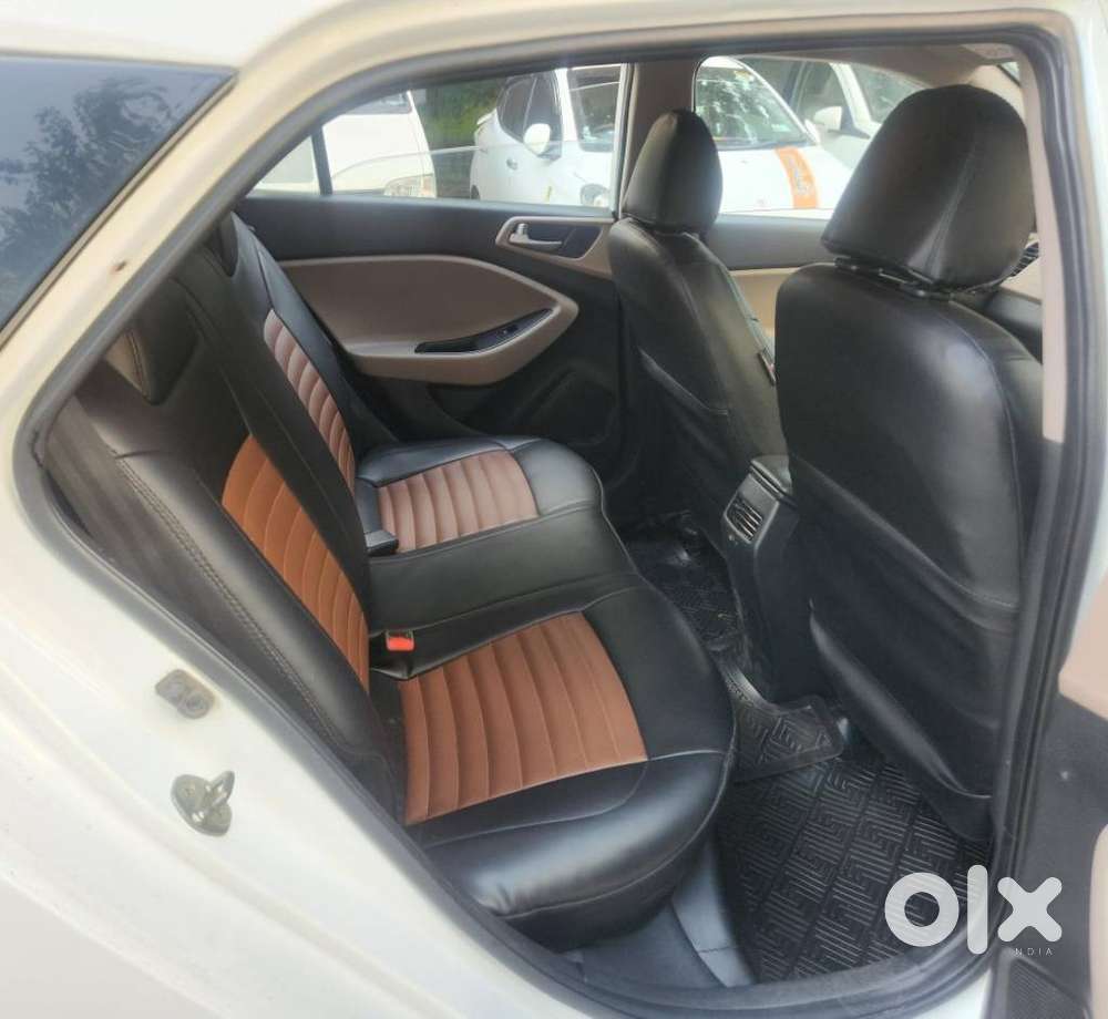Hyundai I20 Sportz 1.4 At Vtvt, 2020, Petrol