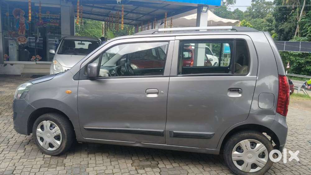 Maruti Suzuki Wagon R Vxi Amt Opt, 2017, Petrol