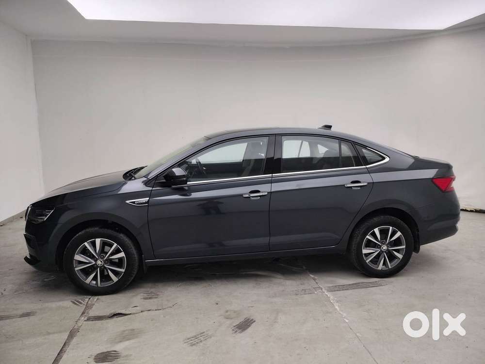 Skoda Slavia Style 1.0l Tsi Mt, 2023, Petrol